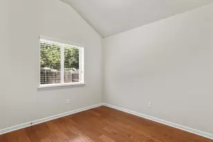 114 Clear Water Pass, Bastrop, TX 78602 - Photo 23