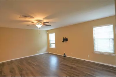 201 Edwin, Kyle, TX 78640 - Photo 5