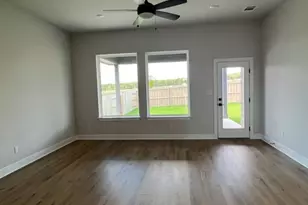 196 Cibolo Creek Loop, Bastrop, TX 78602 - Photo 7