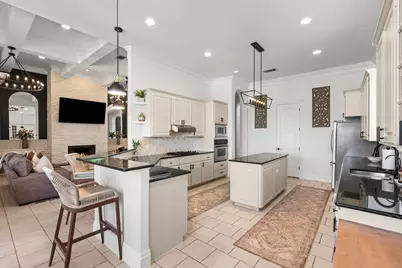 799 W Bartlett Drive, Buda, TX 78610 - Photo 11