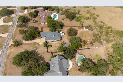 799 W Bartlett Drive, Buda, TX 78610 - Photo 39