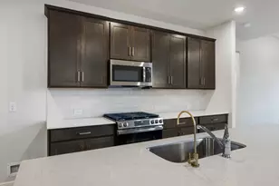 121 Baron Von Gator Dr, San Marcos, TX 78666 - Photo 11