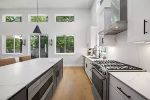 2711 Stacy Ln, Austin, TX 78704 - Photo 11