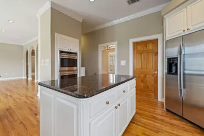 4921 Creek Meadow Cove, Spicewood, TX 78669 - Photo 27