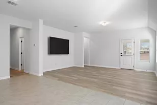 120 Northview Ln, Georgetown, TX 78628 - Photo 7