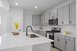 120 Northview Ln, Georgetown, TX 78628 - Photo 9