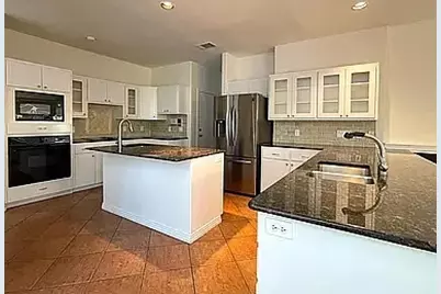 10807 Love Bird Cove, Austin, TX 78730 - Photo 15
