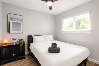 5405 Meadow Crest, Austin, TX 78744 - Photo 21