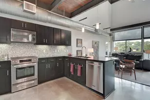 2205 N Lamar Blvd, Austin, TX 78705 - Photo 3