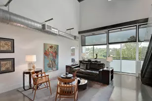 2205 N Lamar Blvd, Austin, TX 78705 - Photo 9