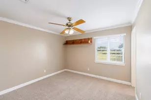 1506 Harwood Rd, Luling, TX 78648 - Photo 19