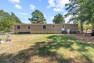 124 Twin Lakes Ln, Bastrop, TX 78602 - Photo 19