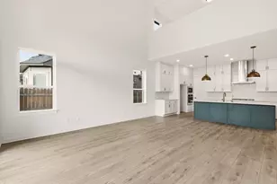 410 Heritage Frst Pkwy, Dripping Springs, TX 78620 - Photo 5