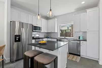 1112 Linden Street #B, Austin, TX 78702 - Photo 9