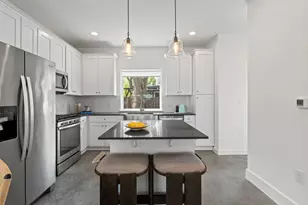1112 Linden St, Austin, TX 78702 - Photo 7