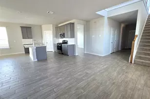 141 Appleberry Ln, Elgin, TX 78621 - Photo 3