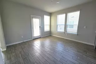 141 Appleberry Ln, Elgin, TX 78621 - Photo 5