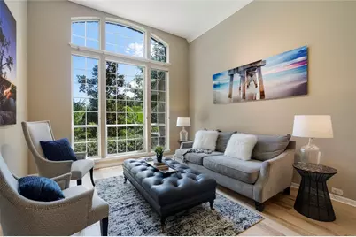 10033 Scull Creek Drive, Austin, TX 78730 - Photo 7