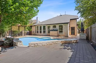 10033 Scull Creek Dr, Austin, TX 78730 - Photo 39