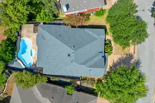 10033 Scull Creek Dr, Austin, TX 78730 - Photo 3