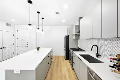 2500 Longview Street #103, Austin, TX 78705 - Photo 29