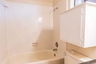 2818 Nueces St, Austin, TX 78705 - Photo 7