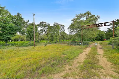 11791 Silver Springs Road, Rockdale, TX 76567 - Photo 31