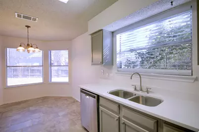8800 Peppergrass Cove, Austin, TX 78745 - Photo 17