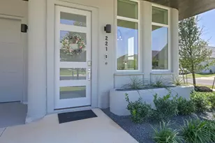 221 Lone Ranger Trl, Georgetown, TX 78628 - Photo 3