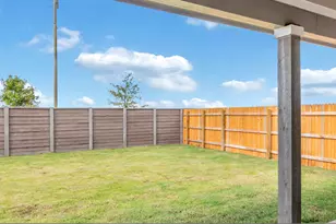 207 Sweetwater Crk Ln, Hutto, TX 78634 - Photo 5