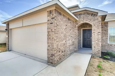121 Freedom Park Avenue, Liberty Hill, TX 78642 - Photo 3