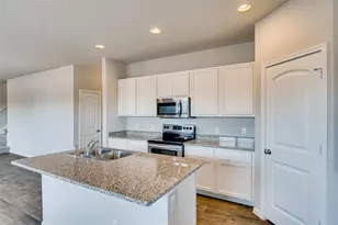 121 Freedom Park Ave, Liberty Hill, TX 78642 - Photo 7