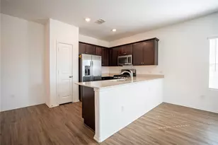 13400 Banquete St, Elgin, TX 78621 - Photo 9