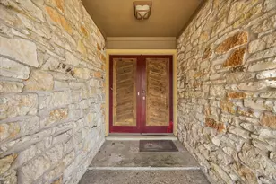 7115 Danwood Dr, Austin, TX 78759 - Photo 5