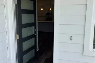 6901 Carver Ave, Austin, TX 78752 - Photo 3