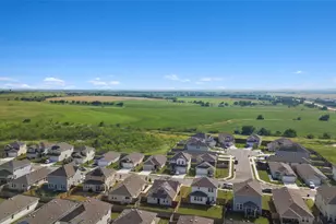 208 Blue Agate Ct, Jarrell, TX 76537 - Photo 33