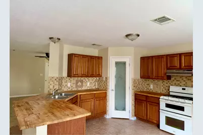 1148 Amberwood Loop, Kyle, TX 78640 - Photo 9