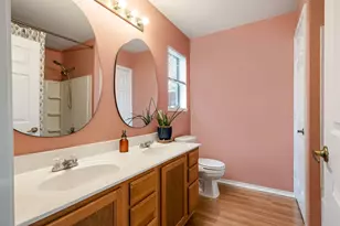 5811 Viewpoint Dr, Austin, TX 78744 - Photo 17