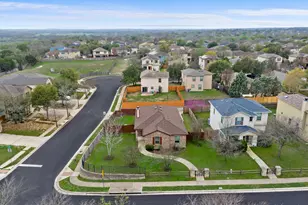 5811 Viewpoint Dr, Austin, TX 78744 - Photo 29