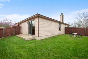 5811 Viewpoint Dr, Austin, TX 78744 - Photo 25