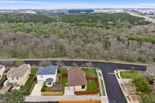 5811 Viewpoint Dr, Austin, TX 78744 - Photo 33