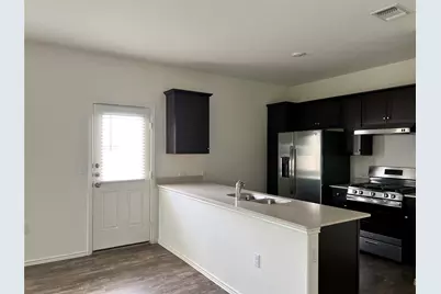 7501 Ivy Trellis Trail, Del Valle, TX 78617 - Photo 5