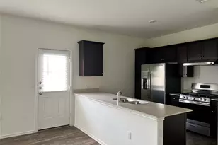 7501 Ivy Trellis Trl, Del Valle, TX 78617 - Photo 5