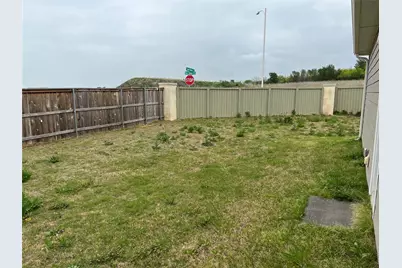 7501 Ivy Trellis Trail, Del Valle, TX 78617 - Photo 17