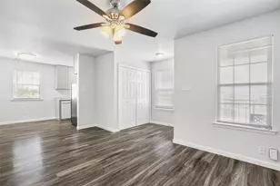 7415 Vintage Hills Dr, Austin, TX 78723 - Photo 9