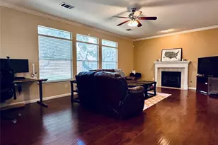 8300 Alvin High Ln, Austin, TX 78729 - Photo 7