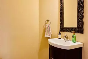 8300 Alvin High Ln, Austin, TX 78729 - Photo 3