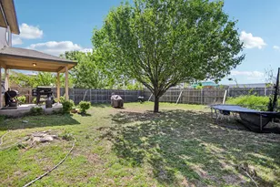 339 Liberty St, Hutto, TX 78634 - Photo 11