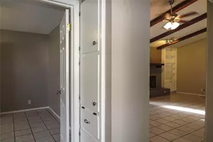 308 Golden Oaks Dr, Georgetown, TX 78628 - Photo 15