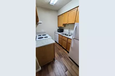 1907 Robbins Place #103, Austin, TX 78705 - Photo 3